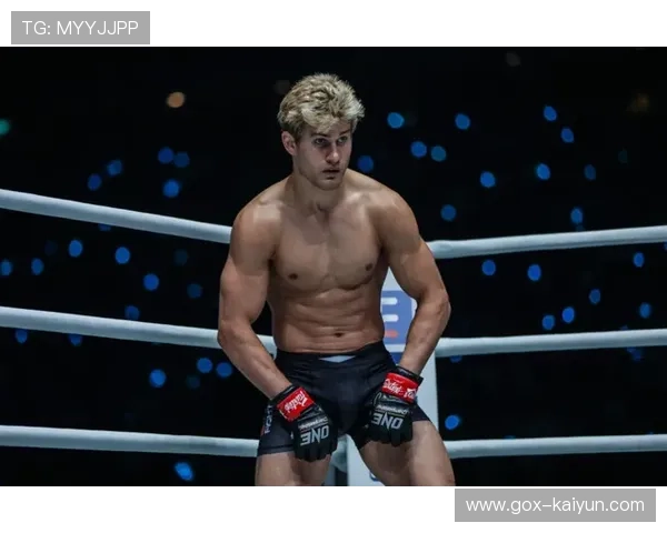 岭南元素融入拳击赛纪念品设计 引领潮流获粉丝热捧