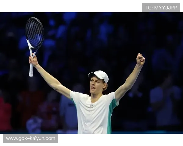 ATP总决赛辛纳晋级，将与德米纳尔争决赛权